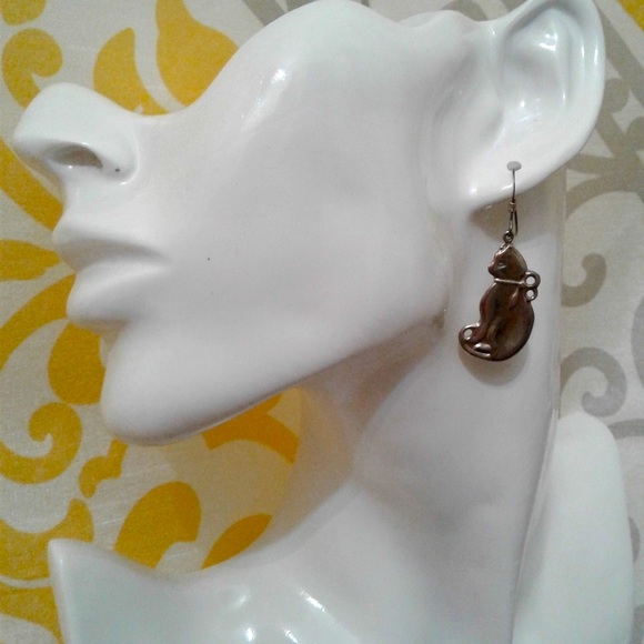 STERLING SILVER CAT EARRINGS - Picture 3 of 5